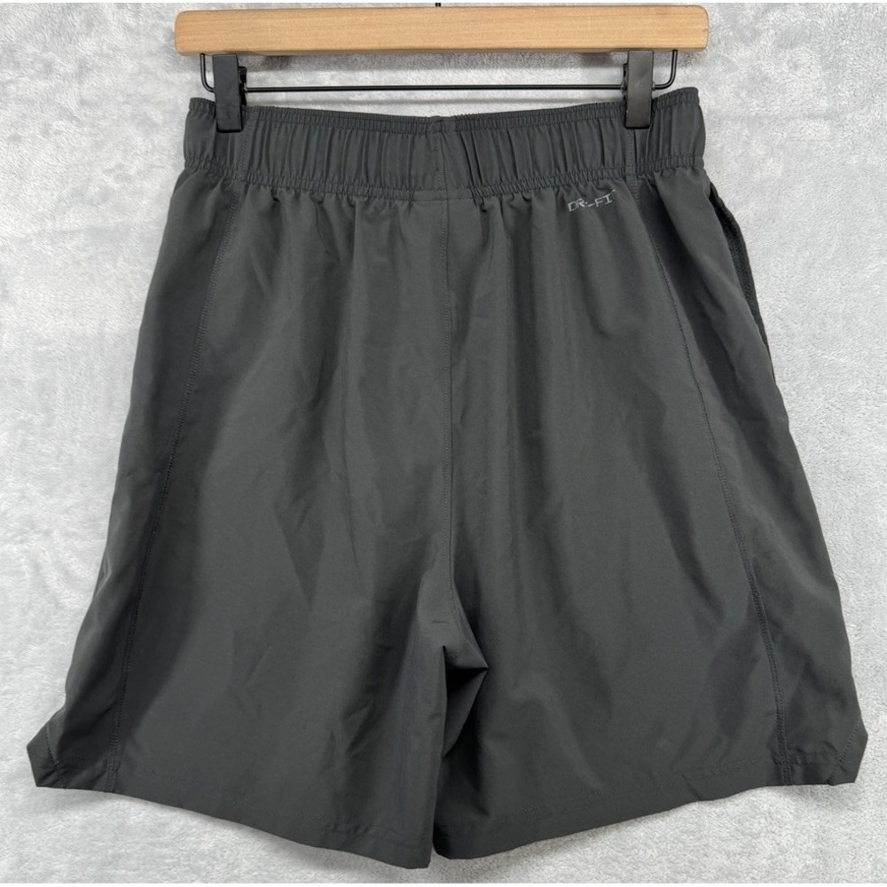 Jordan Loyola Marymount Lions Team Issued Basketball Shorts Gray Men's Size M - Picture 2 of 4